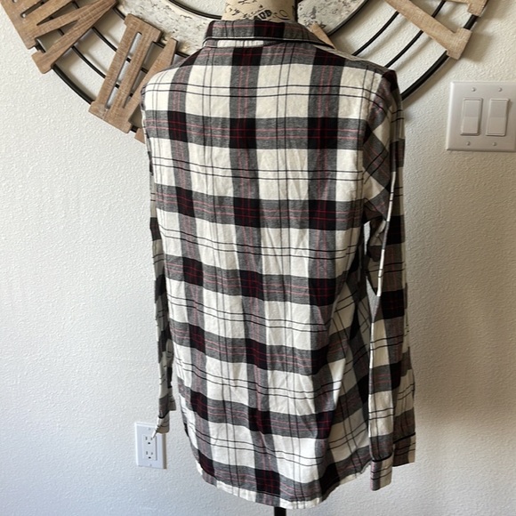 Men and womens matching sleepwear shirts - Picture 4 of 11